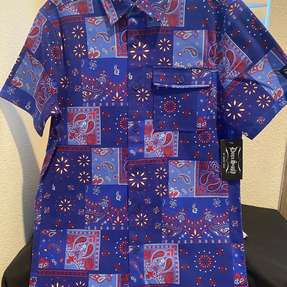 Dog Supply by Snoop Dog designer Artist Men's Blue and Red Paisley Shirt